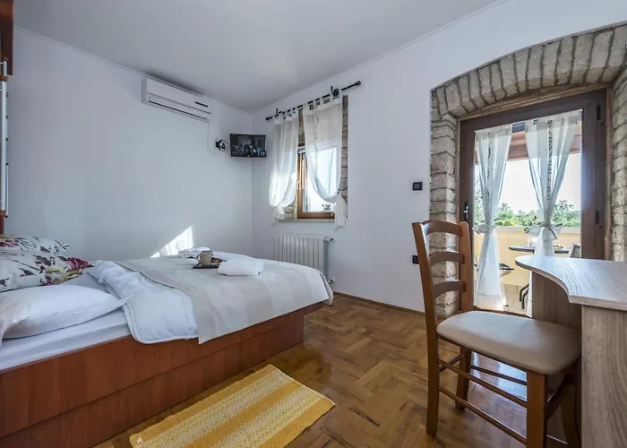 Natale With Private Pool And Garden *