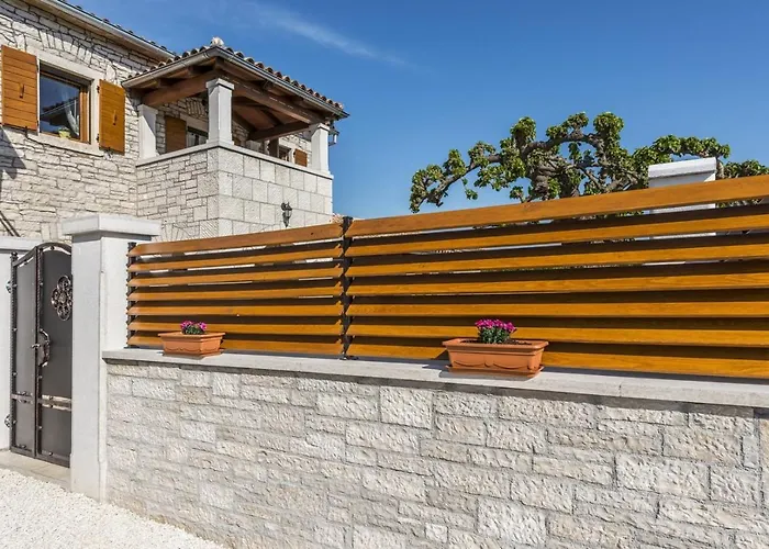 Villa Natale With Private Pool And Garden *