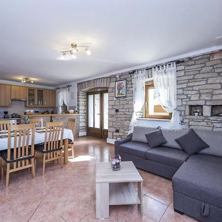 Natale With Private Pool And Garden Vosteni