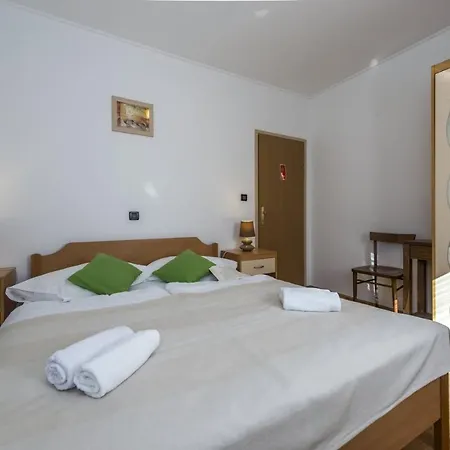 Natale With Private Pool And Garden Villa Vosteni
