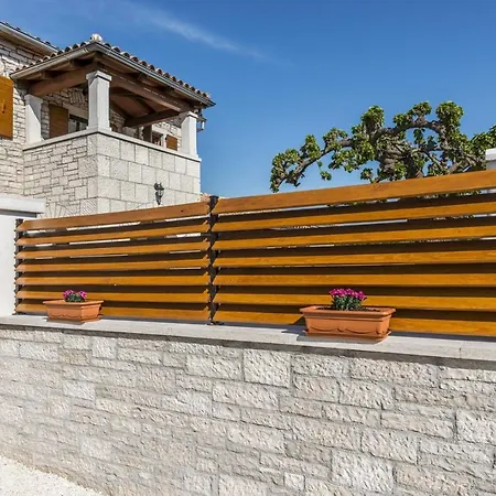 Villa Natale With Private Pool And Garden *